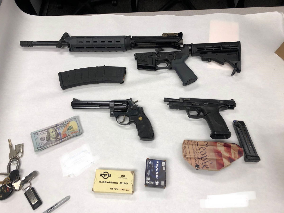 Traffic stop leads to discovery of illegal firearms in Oxnard | News ...