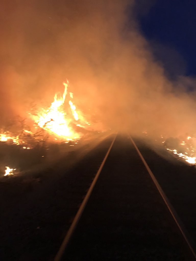 gaviota highway 101 fire flames