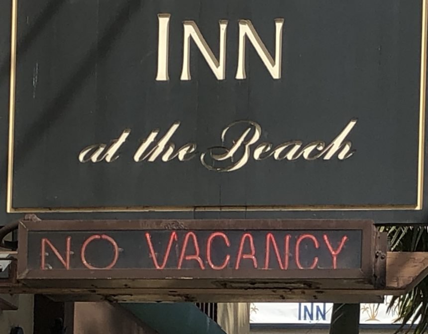 No Vacancy neon sign