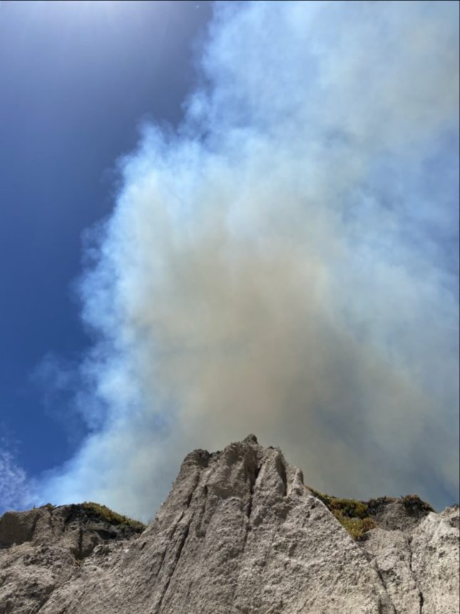 avila fire smoke cliff