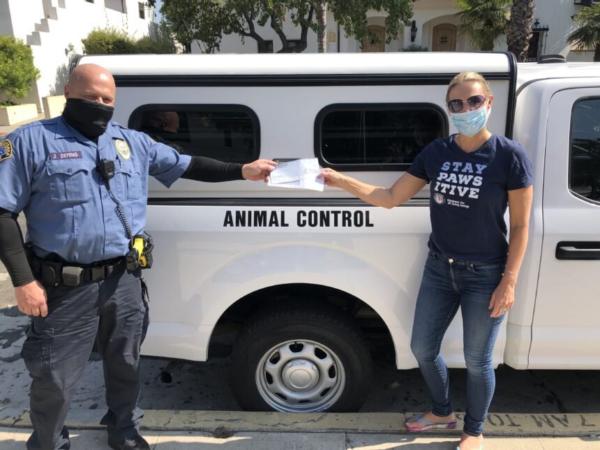 SBPD PARTNERS WITH C.A.R.E.4PAWS