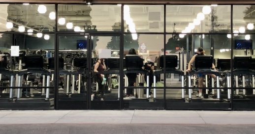 Gyms defying outdoor orders