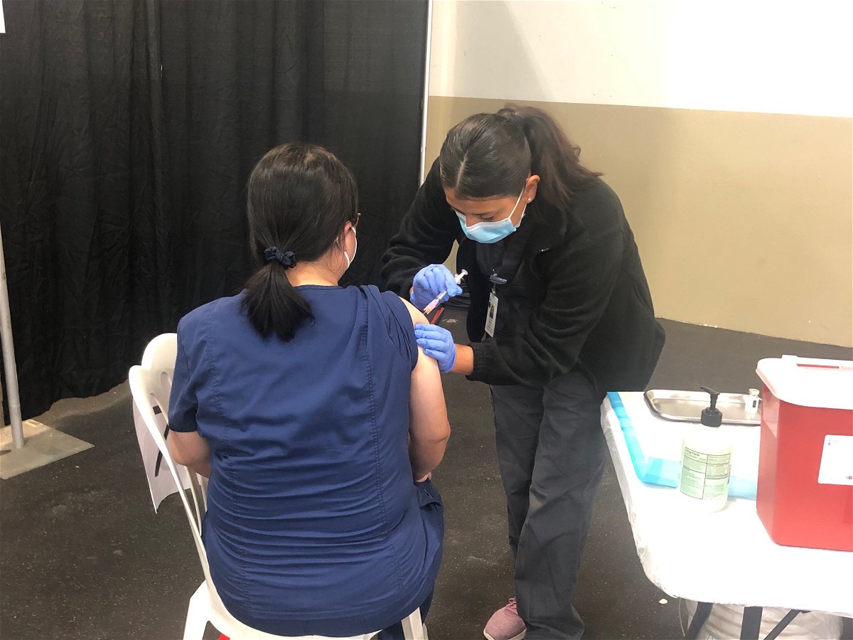 COVID-19 vaccination sites set up in Ventura County
