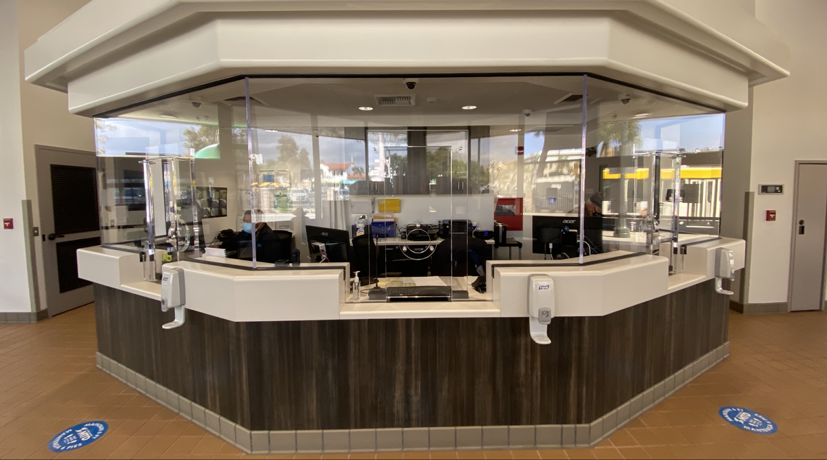 The new MTD transit center in Santa Barbara has now opened. (Photo: John Palminteri)