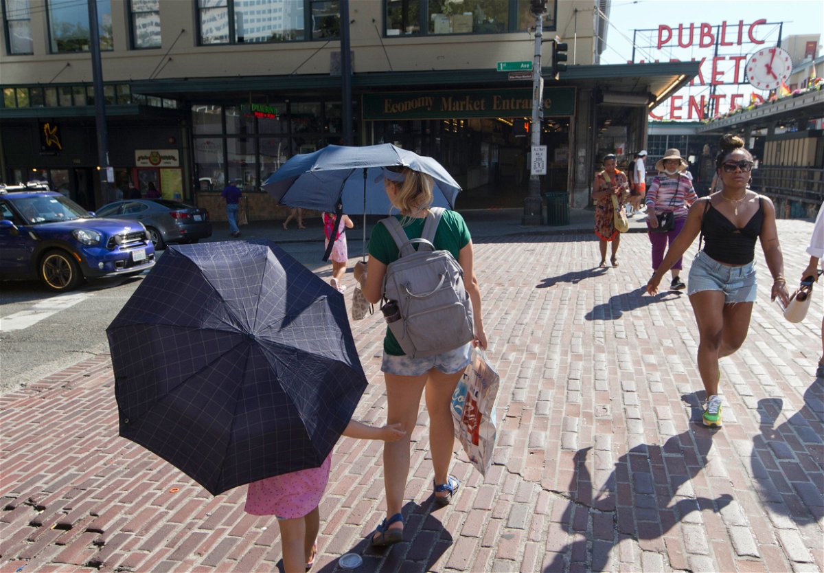 <i>John Froschauer/AP</i><br/>The extreme heat wave in the Northwest is beginning to subside in Seattle and Portland