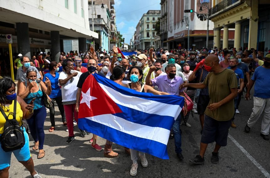 More than 100 arrested or missing in Cuba after widespread protests, say activists | NewsChannel 3-12