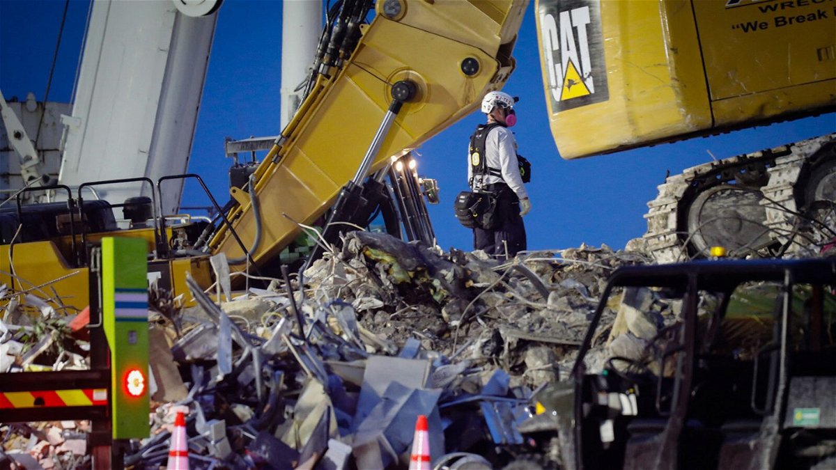<i>Eva Marie Uzcategui/AFP/Getty Images</i><br/>Search and rescue teams continue to work in the rubble at the site of the collapsed Champlain Towers South condo in Surfside