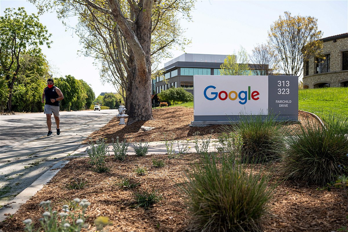 <i>David Paul Morris/Bloomberg/Getty Images</i><br/>Google on July 28 became one of the first major Silicon Valley firms to say it will require employees to be vaccinated when they return to the company's campuses.