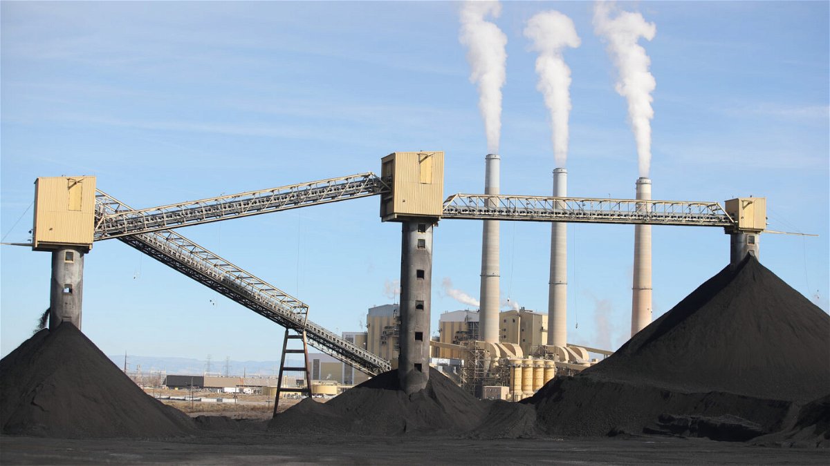 <i>George Frey/AFP/Getty Images</i><br/>A coal-fired power plant is seen in Utah in 2019. The Environmental Protection Agency announced July 26 plans to strengthen limits on coal-fired power plant pollution.