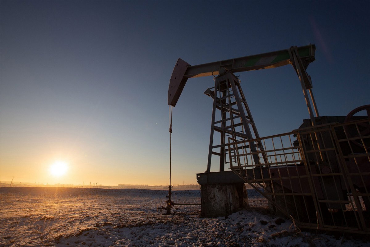 <i>Andrey Rudakov/Bloomberg/Getty Images</i><br/>An oil pumping jack