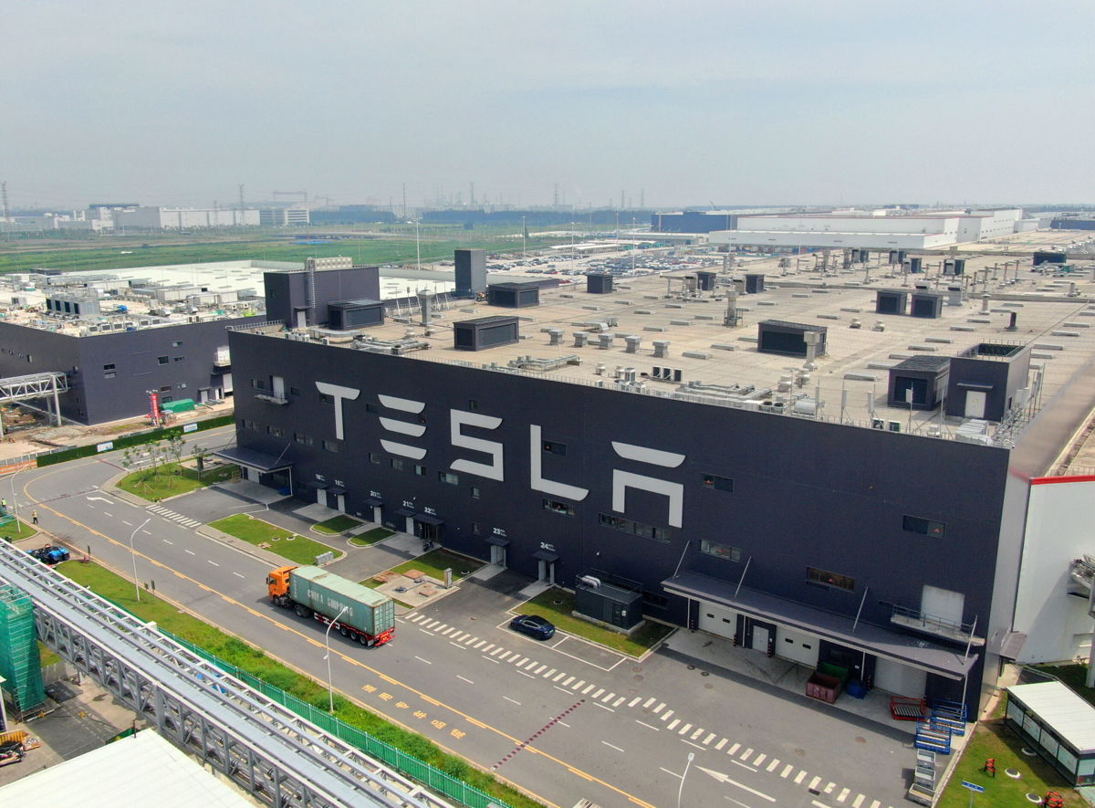 <i>FEATURECHINA/Newscom/Sipa</i><br/>Tesla sales dropped sharply in China