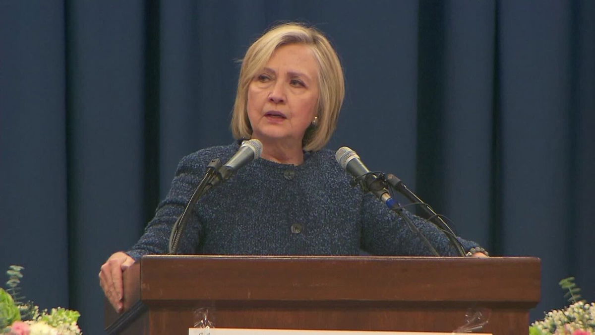 <i>Pool</i><br/>Hillary Clinton released her new novel
