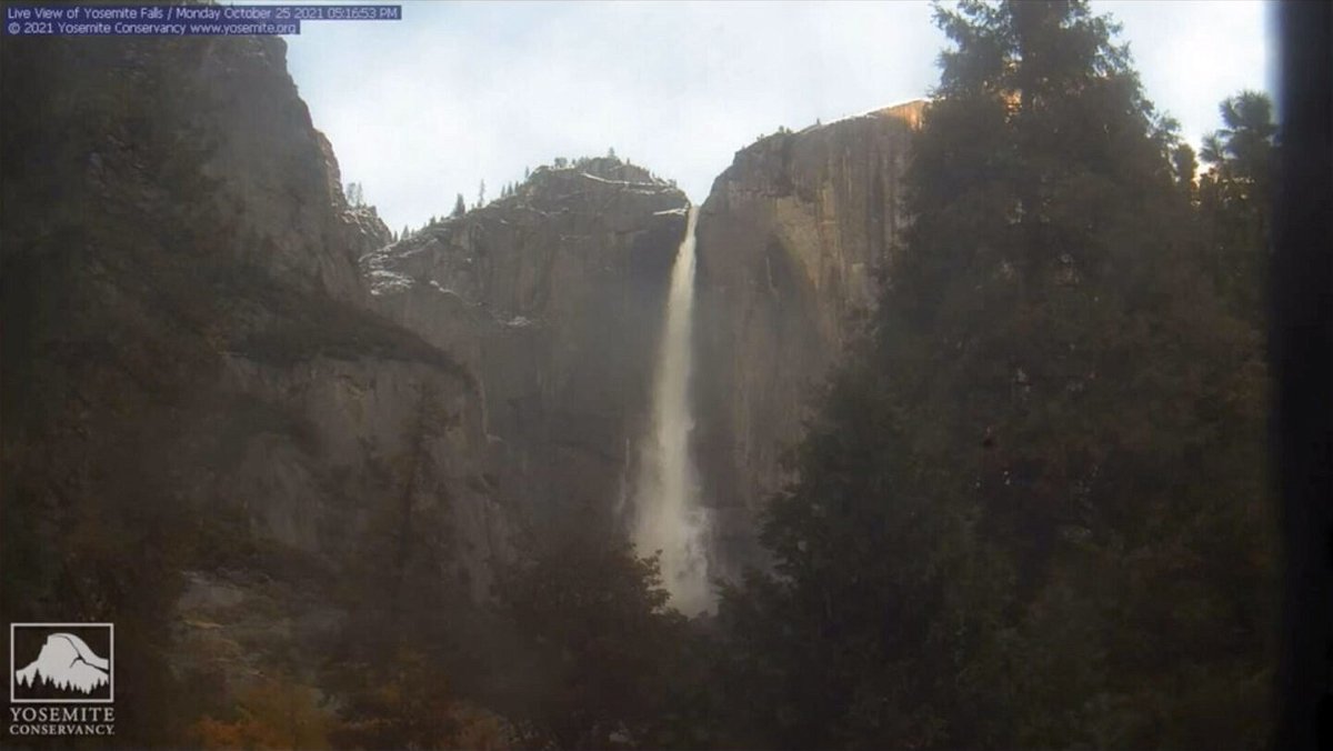 <i>Webcam: Yosemite Conservancy at yosemite.org</i><br/>Yosemite Falls flows again on October 25