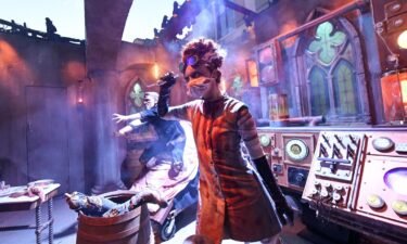 "The Bride of Frankenstein Lives" maze at Halloween Horror Nights at Universal Studios Hollywood won over fans even though its primary villain was masked.