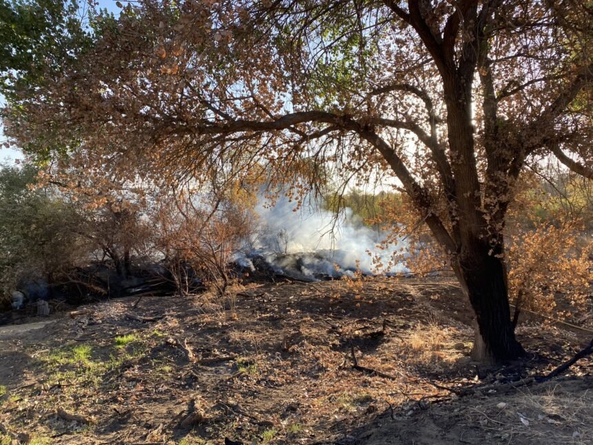 paso robles riverbed fire 101621 2