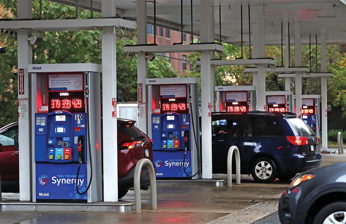 <i>David L. Ryan/The Boston Globe/Getty Images</i><br/>Gas prices are sky high and Bank of America warns $120-a-barrel oil is on the way.