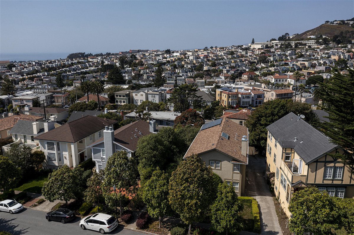 <i>David Paul Morris/Bloomberg/Getty Images</i><br/>Homes in San Francisco