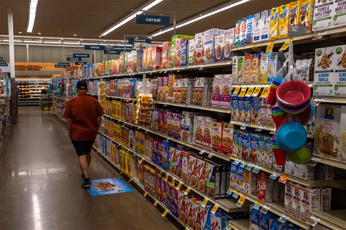 <i>Ash Ponders/Bloomberg/Getty Images</i><br/>World food prices have surged to the highest level in more than a decade. A customer walks through the cereal aisle at a Albertsons Cos. brand Safeway grocery store in Scottsdale