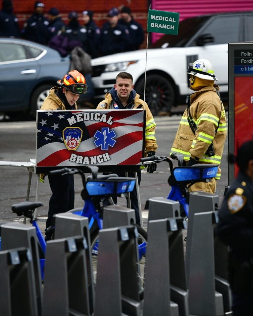 Bronx Apartment Building Fire Leaves 19 People Dead, Including 9 ...