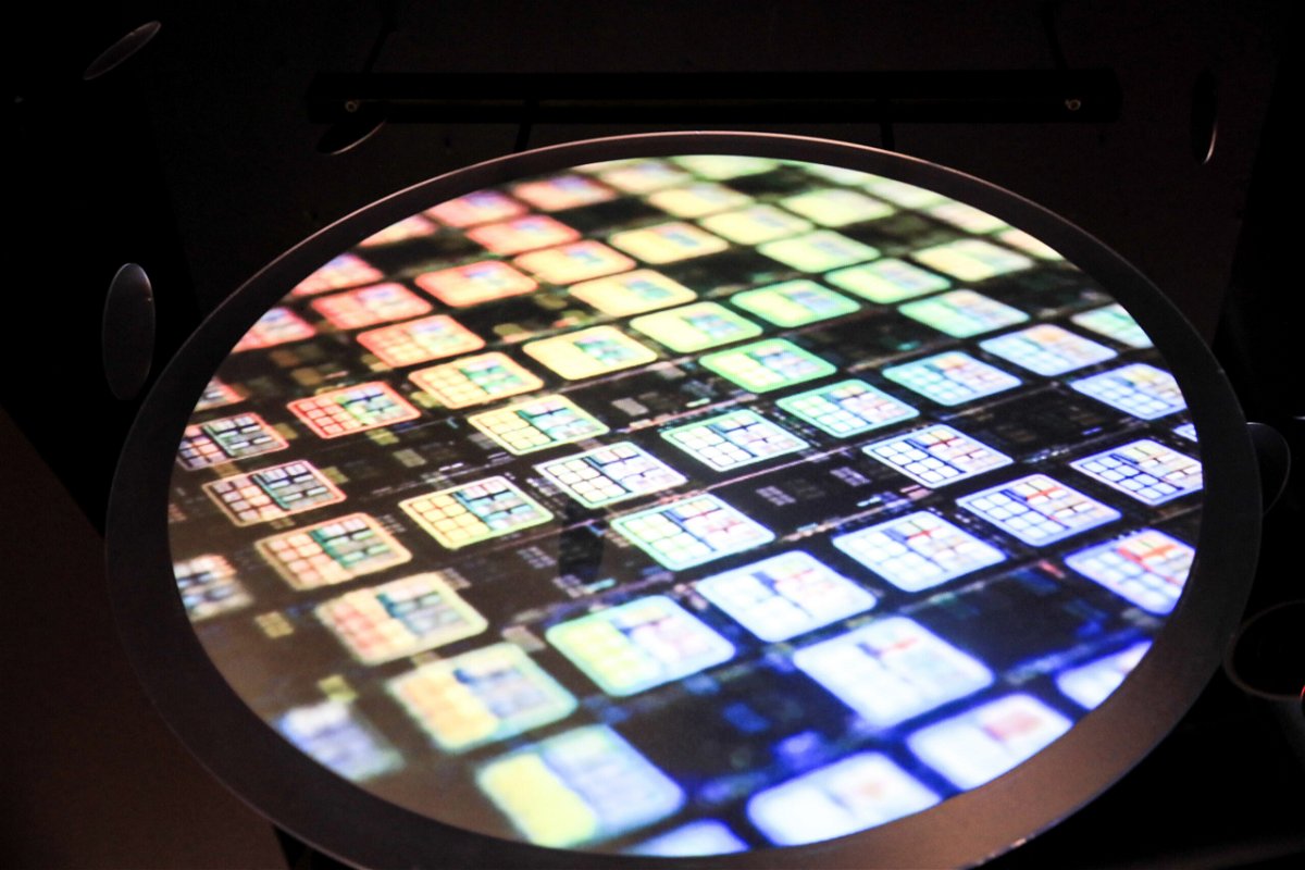<i>I-Hwa Cheng/Bloomberg/Getty Images</i><br/>Images of mobile devices at the Taiwan Semiconductor Manufacturing Co. (TSMC) Museum of Innovation in Hsinchu