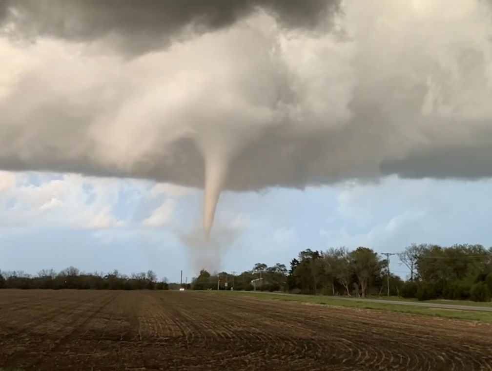 Santa Barbara photojournalist Jodie Willard joins storm chasing crew in ...