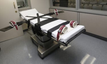 Oklahoma's use of a three-drug lethal injection method is constitutional