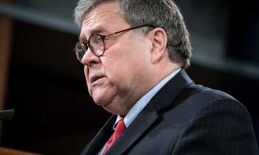 Former Attorney General William Barr on June 2 met with the House select committee investigating the January 6 insurrection at the US Capitol as CNN spotted him inside a room used by the panel to conduct interviews.