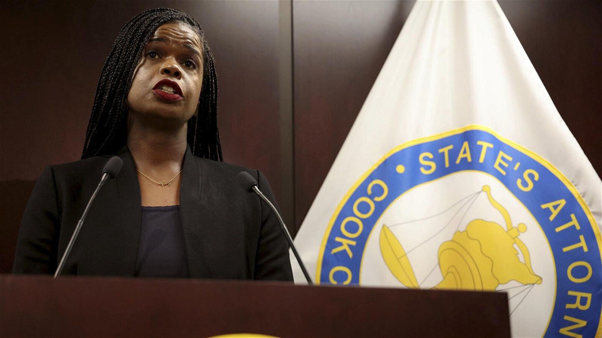 <i>Antonio Perez/Chicago Tribune/ZUMA Press</i><br/>Cook County State's Attorney Kim Foxx said more cases could be resolved in a few weeks.