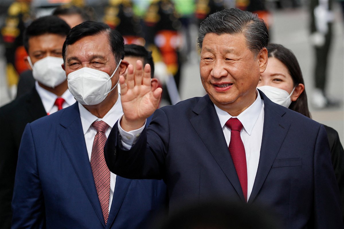 <i>Ajeng Dinar Ulfiana/Pool/AFP/Getty Images</i><br/>Chinese President Xi Jinping arrives for the G20 summit in Indonesia on November 14.
