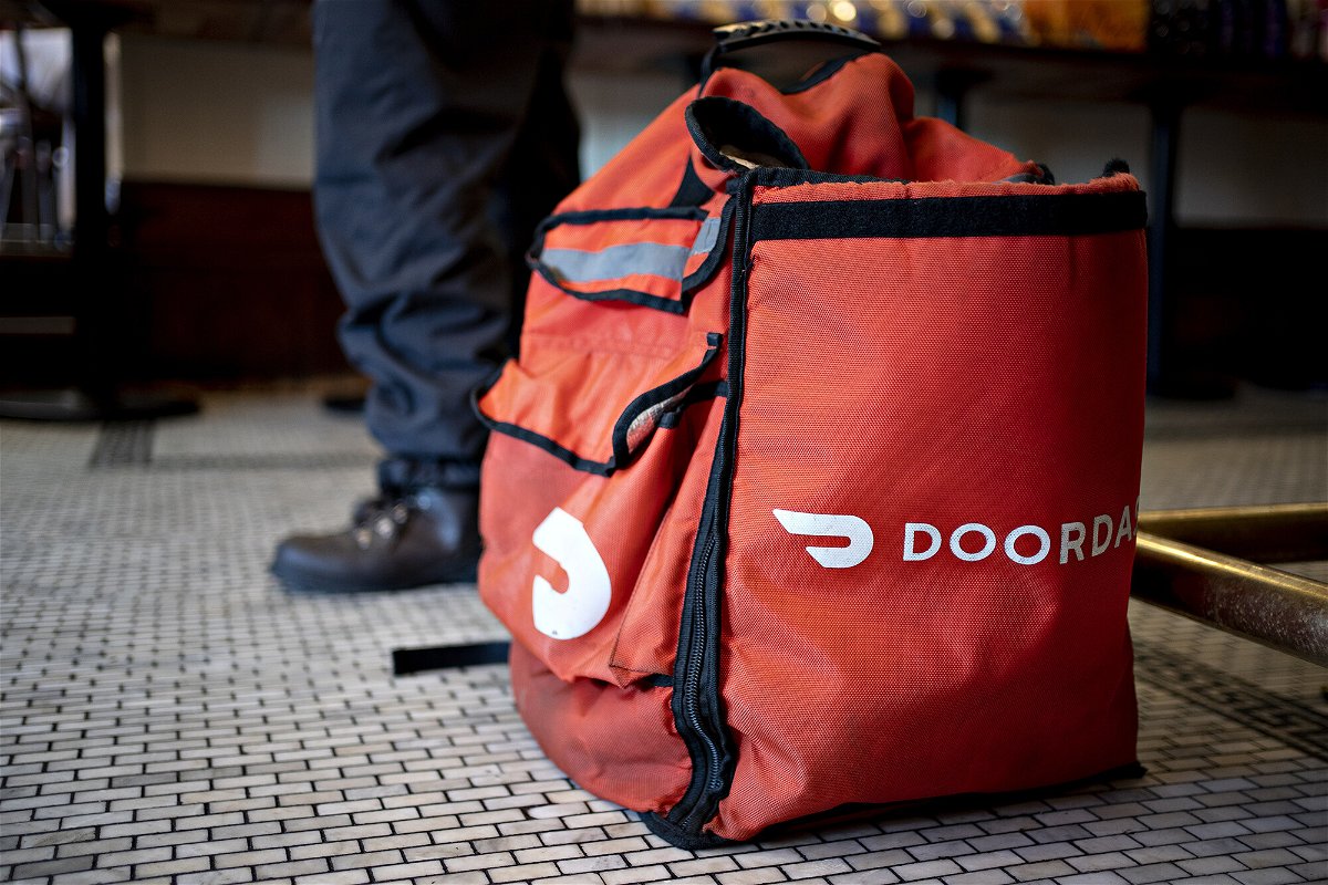 <i>Andrew Harrer/Bloomberg/Getty Images</i><br/>DoorDash will lay off 1