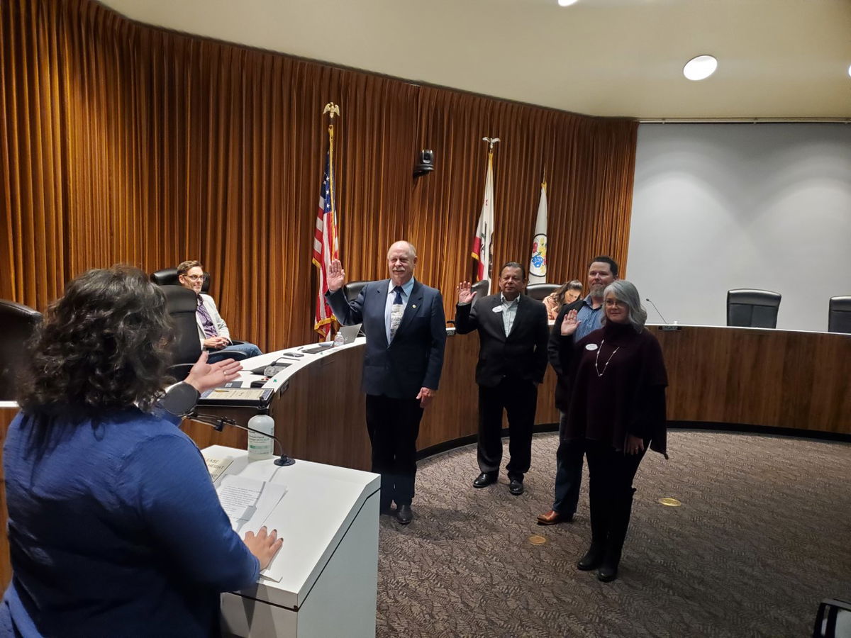 City of Lompoc welcomes reelected local leaders and bids police chief ...