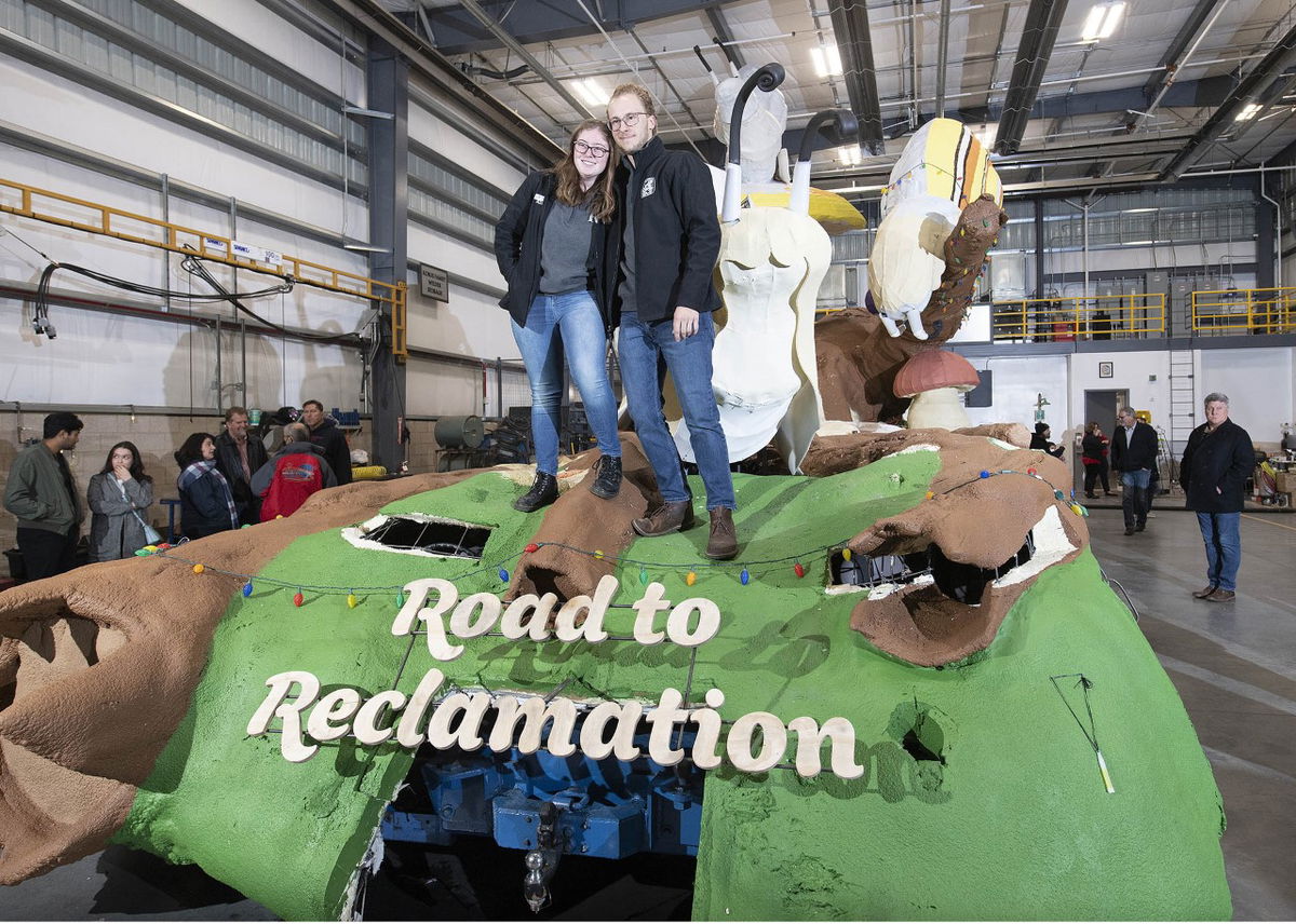 Cal Poly Float Awarded Early Spot In 2023 Rose Parade | News Channel 3-12