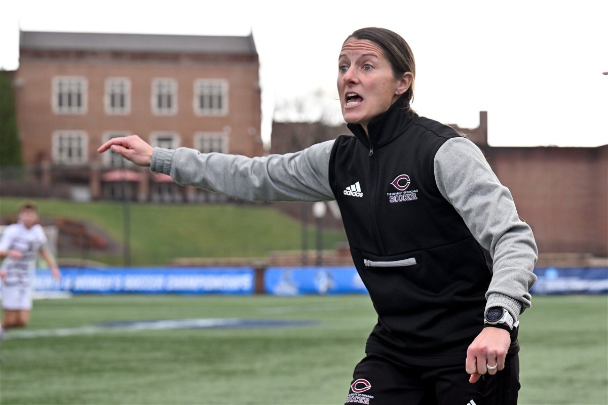 <i>Grant Halverson/NCAA Photos/Getty Images</i><br/>Head coach Julianne Sitch of the University of Chicago Maroons directs her team in the final minute of their win against the Williams College Ephs during the Division III Men's Soccer Championship Saturday in Salem