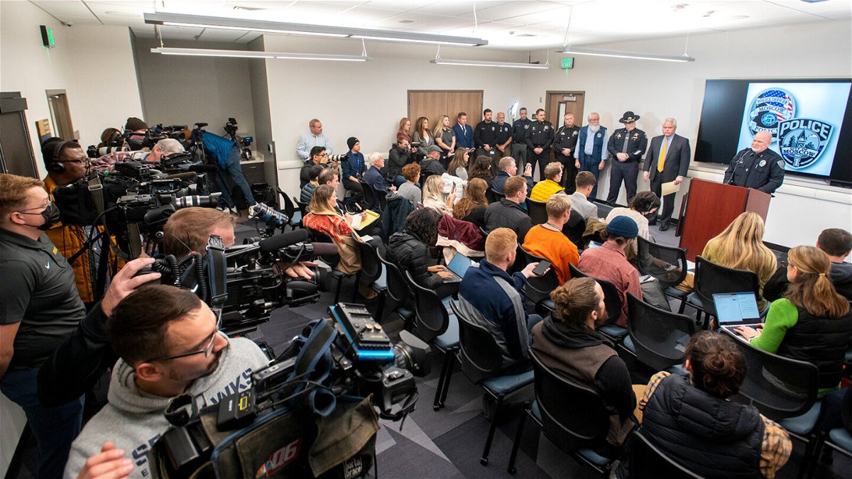 <i>Zach Wilkinson/AP</i><br/>The media gathers as Moscow Police Chief James Fry speaks during a news conference.