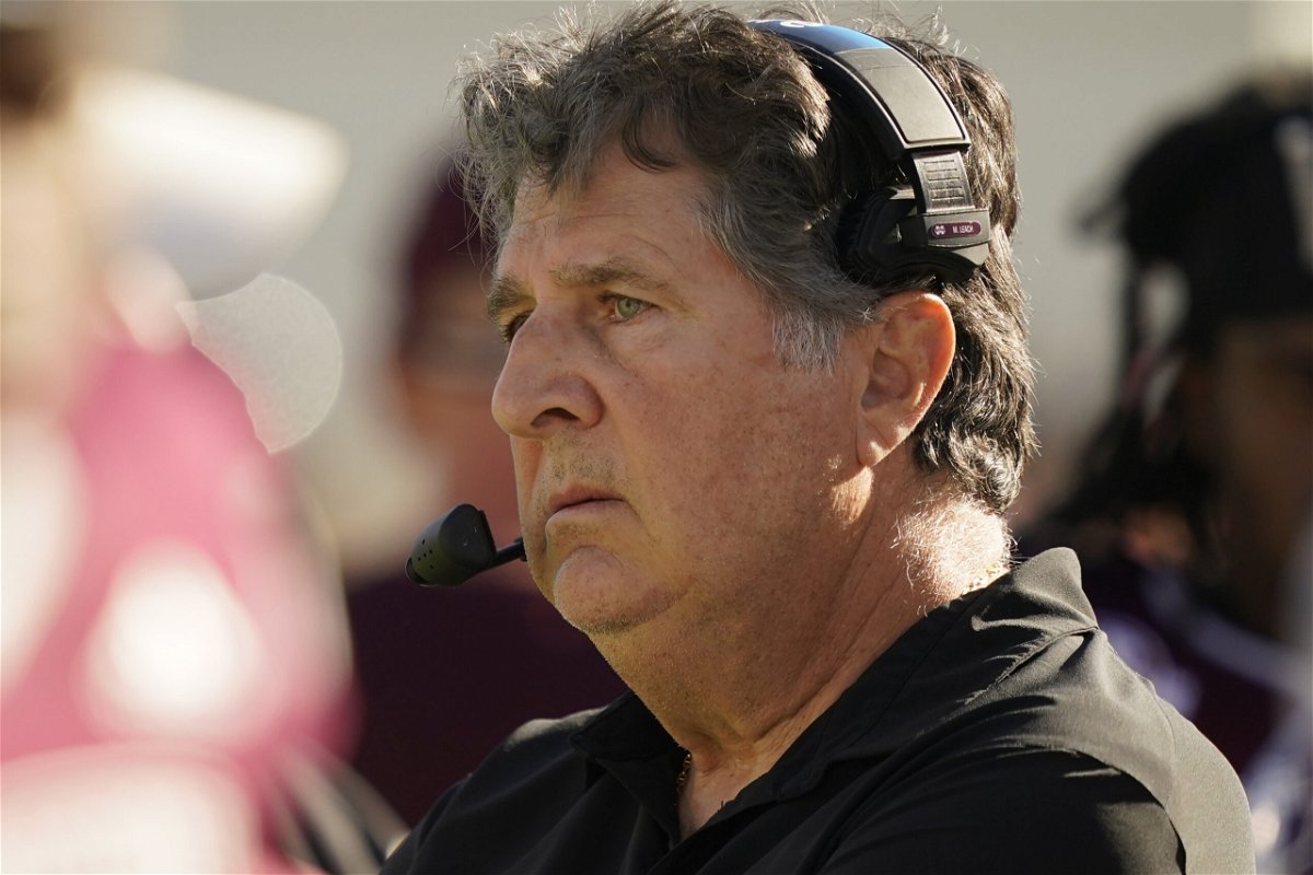 Mississippi State head football coach Mike Leach has died at 61 from heart  condition complications | News Channel 3-12