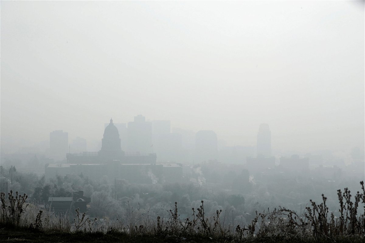 <i>George Frey/Reuters</i><br/>The Utah State Capitol (L) and buildings are shrouded in smog in downtown Salt Lake City