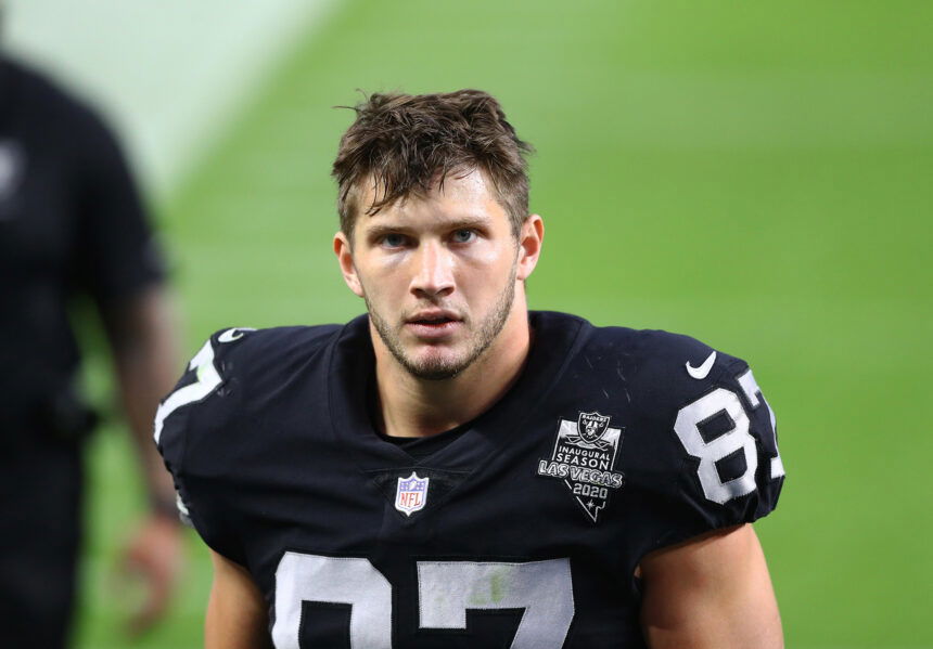 Las Vegas Raiders tight end Foster Moreau (87) against the Denver