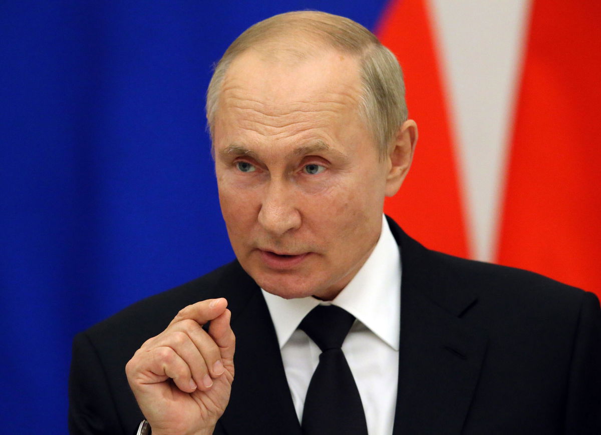 Russia Plans To Station Tactical Nuclear Weapons In Belarus, Putin Says ...