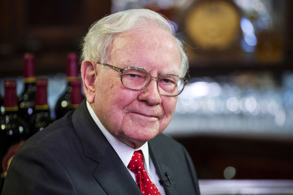 <i>Lucas Jackson/Reuters/File</i><br/>Warren Buffett