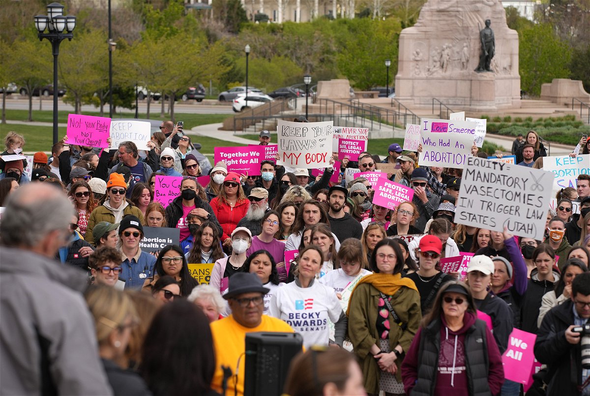 <i>George Frey/Getty Images</i><br/>A Utah judge has blocked Utah's ban on abortion clinics