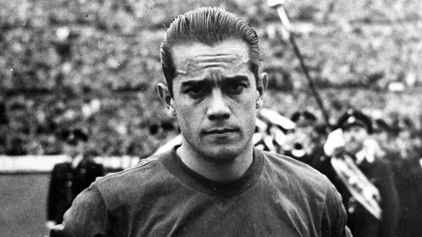 Muere Luis Suárez Miramontes, uno de los mejores futbolistas de España, a los 88 años