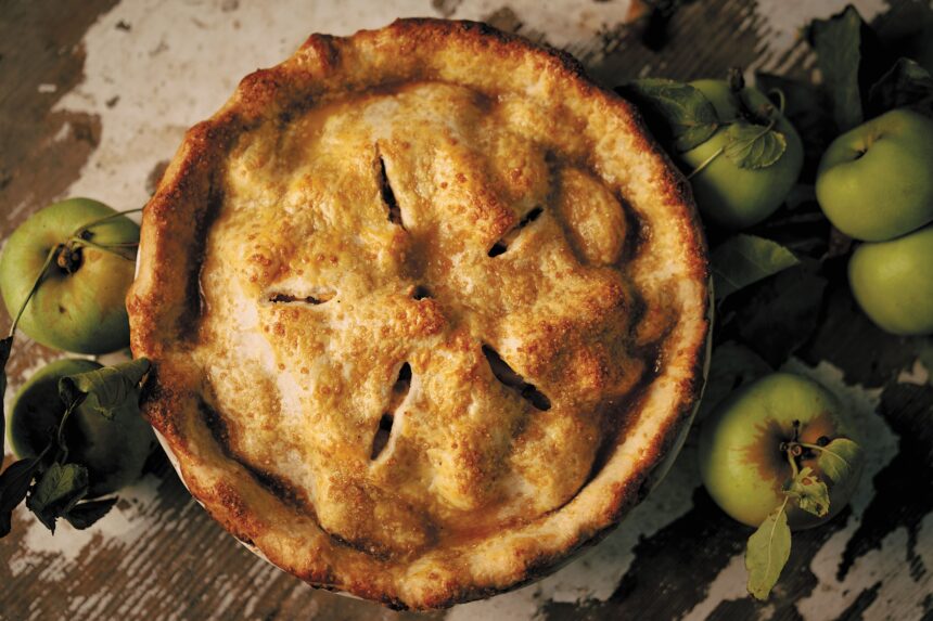 Copy of Spiced Honey Apple Pie with Ginger Crust (c) B.J. GOLNICK