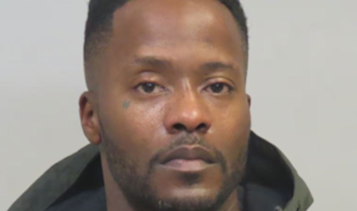 <i>Hazelwood Police/KMOV</i><br/>Tony Bess Jr. was charged on Tuesday for allegedly pulling a gun on a woman that he met on a dating app.