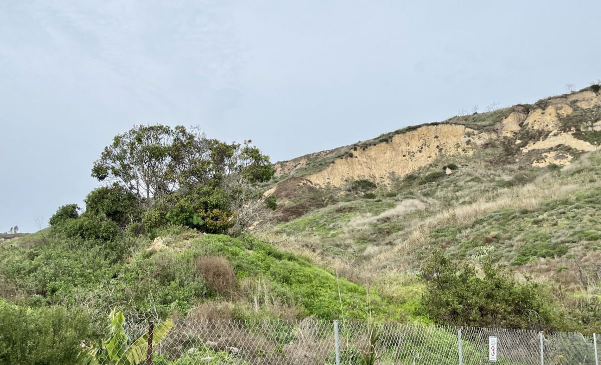 La Conchita under hazard advisory