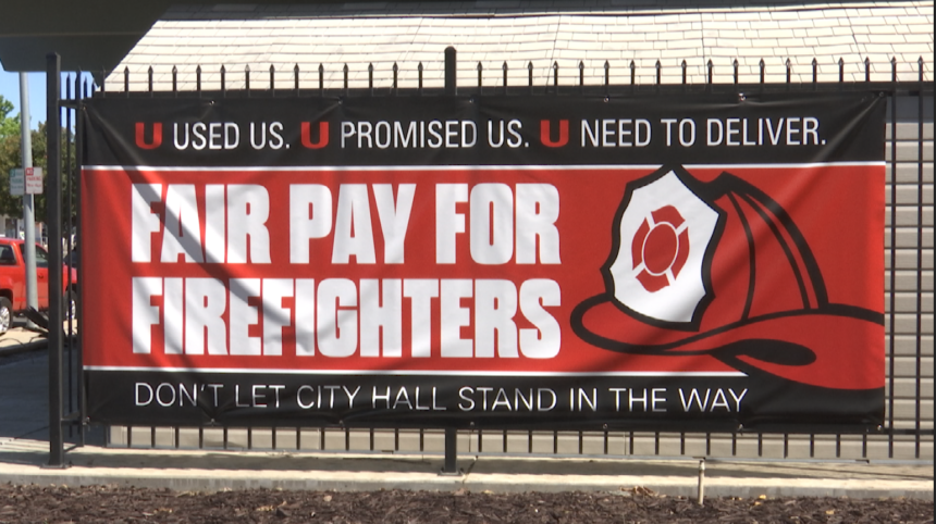 Santa Maria firefighters union sign