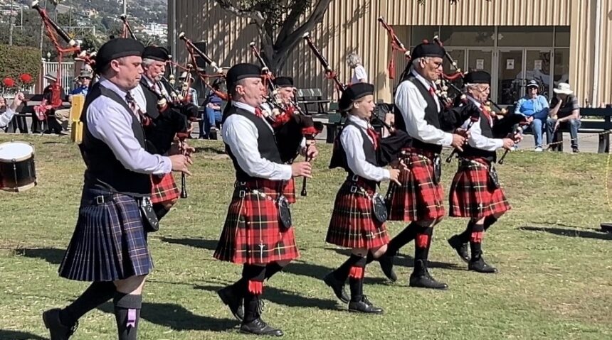 Gold Coast Pipe Band bagpipers