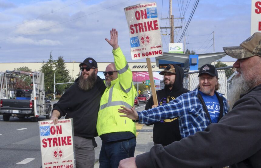 Union Members Reject Deal With Boeing, Prolonging Strike | News Channel ...