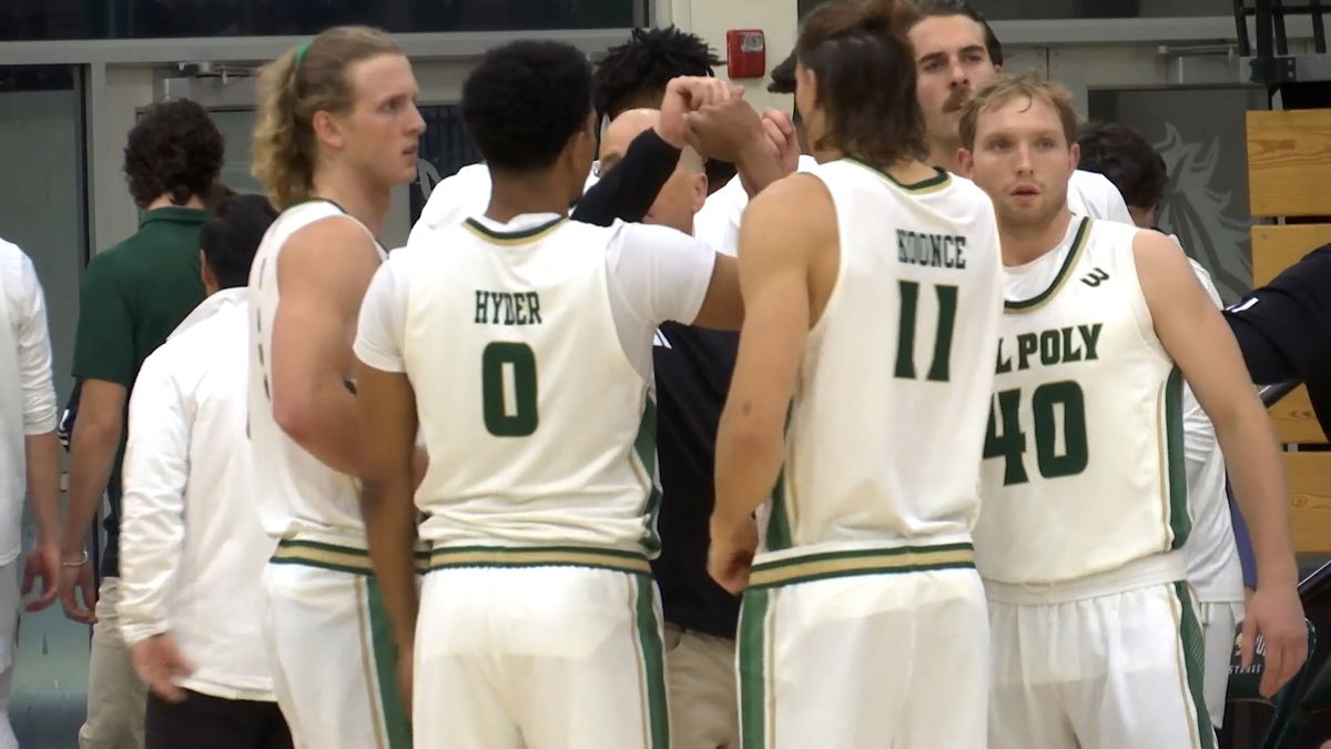 Second half rally falls short for Cal Poly at Saint Mary’s