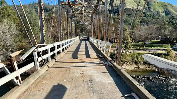 Reckless driver damages Mt. Murphy Bridge, prompting extended closure