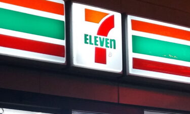 La policía busca sospechosos de robo a mano armada en 7-Eleven en Palm Springs